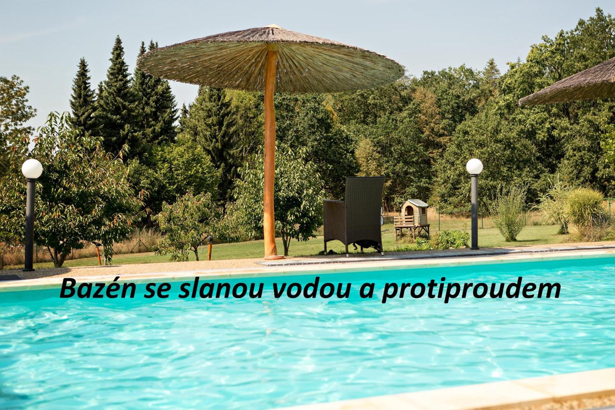 Pivovarsky Dvur Zvikov Zvikovske Podhradi Luaran gambar